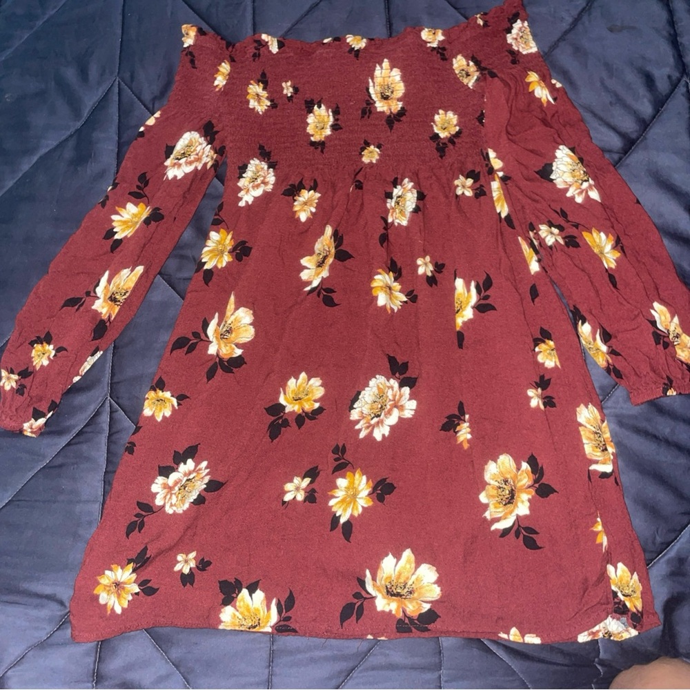 Off-Shoulder Floral‎ Long Sleeve Dress